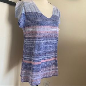 Womens Top - NWT Earth Yoga Keyhole Top